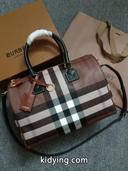 ブランド 偽物 通販BURBERRYバッグ2026年人気商品 高評価の人気品  マストアイテム._0_0