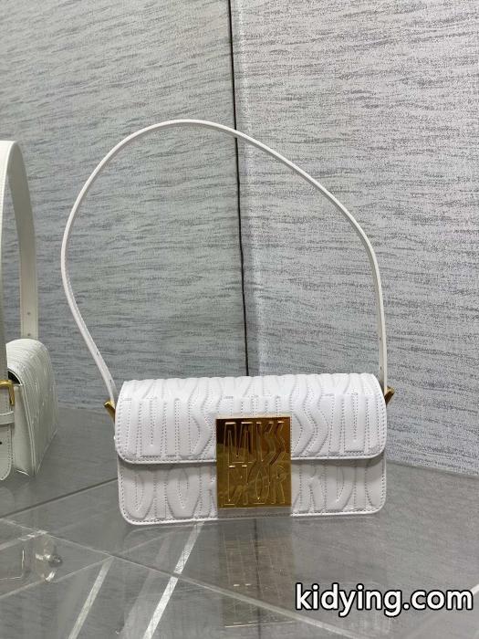 ブランド スーパー コピー 通販バッグ在庫あり即発 愛用者がとっても多い 華やかさ満点DIOR._0_0