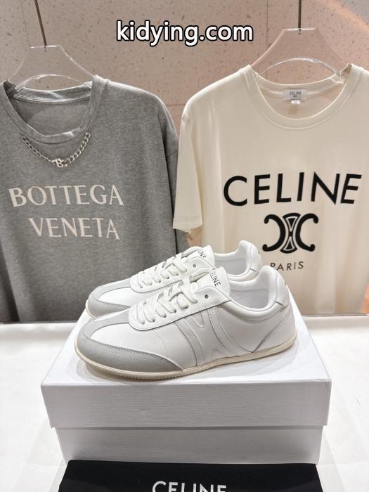 スニーカーCELINE人気復活 ロゴがかっこいい オシャレ大人を虜にする秋冬新作コピー ブランド 優良._0_3