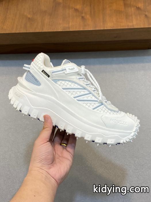 大人気アイテムが勢ぞろい 数量限定セール 人気急上昇MONCLERスニーカーブランド コピー 品.._0_1