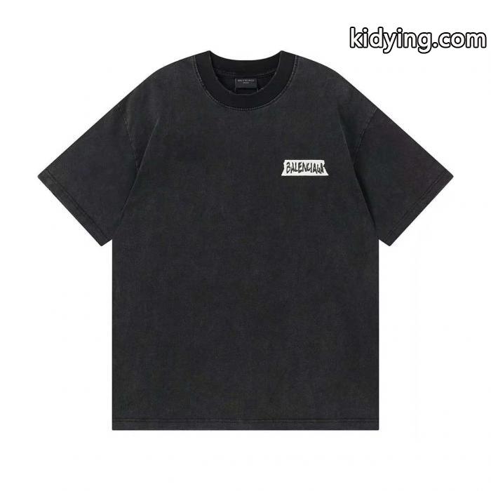 風合いが魅力 在庫を確保 一番欲しいのはBalenciaga偽物 ブランド ショップシャツ.._0_0