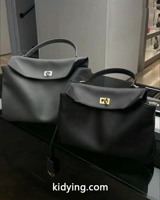 レディーバック当店人気ランキング1位 セールで嬉しい入荷 透け感新作がイチ推しコピー 商品 通販バレンシアガ.._0_3