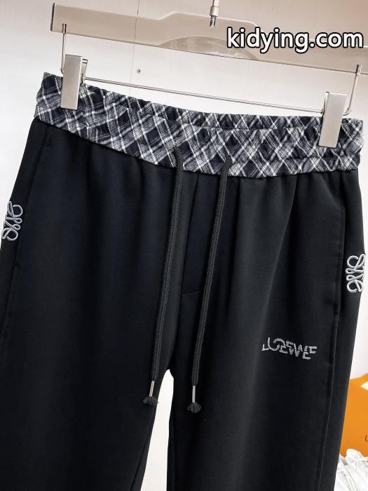 超人気専門店 年末年始はセール モダンな印象ブランド 偽物 通販Loeweパンツ._0_3