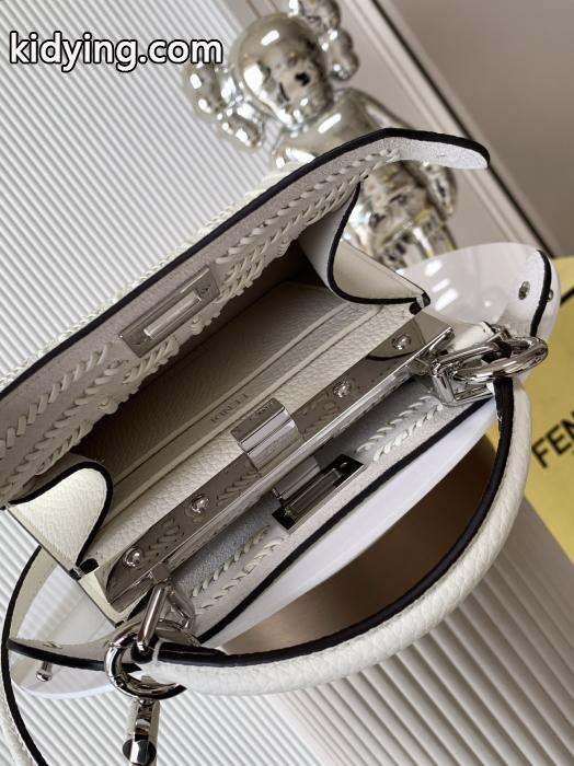 レディースフェンディ FENDI数量に限定あり ストリートを感じさせる 洗練な一品コピー 商品 販売.._0_4