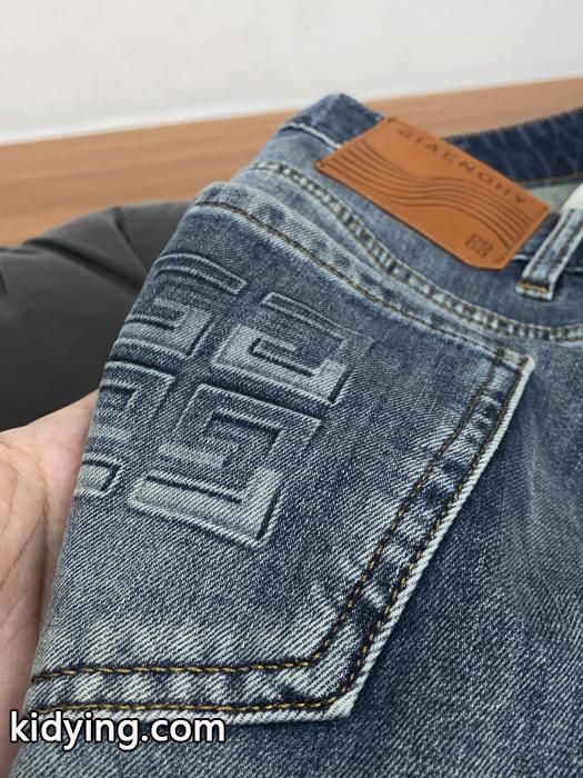 コピー 商品 ブランドGIVENCHY即発送可 秋冬新作も続々登場! 最旬のスタイルズボン.._0_2