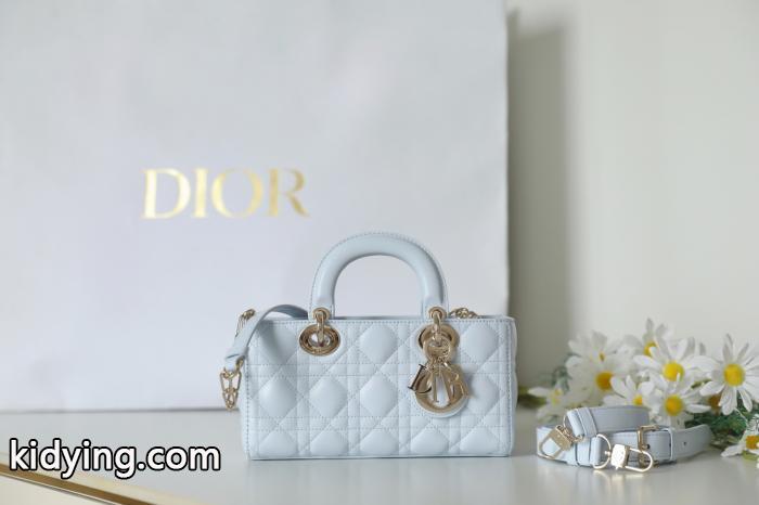 DIOR激安 通販 専門大人気コラボ商品 最安値間違いなし 2026SSの人気トレンドファッションバッグ._0_0