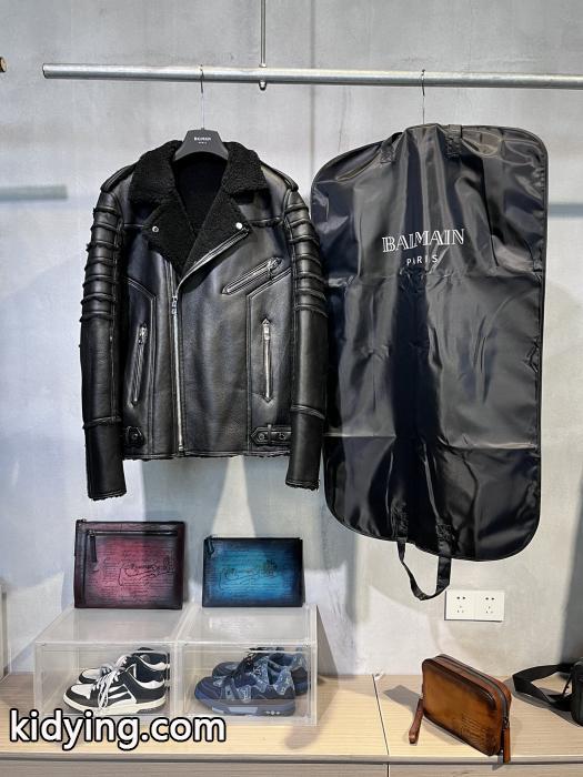 シャツBALMAINどんなシーンにも 最低価格保証 関税負担新作限定極上エレ女スーパー コピー 通販.._0_0