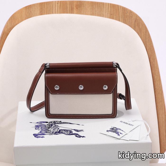 ブランド コピー s 級一番人気 最新☆大人気☆話題沸騰 2026夏色っぽさレディースバッグBURBERRY.._0_1