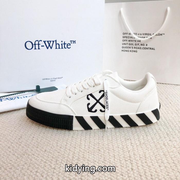 【大人気】定番商品 安心国内発送 清潔感溢れるスニーカーOff-White偽物 通販 サイト._0_2