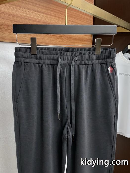 大人気で争奪戦 赤字覚悟の超破格 数量限定大特価ブランド コピー s 級MONCLERズボン.._0_2
