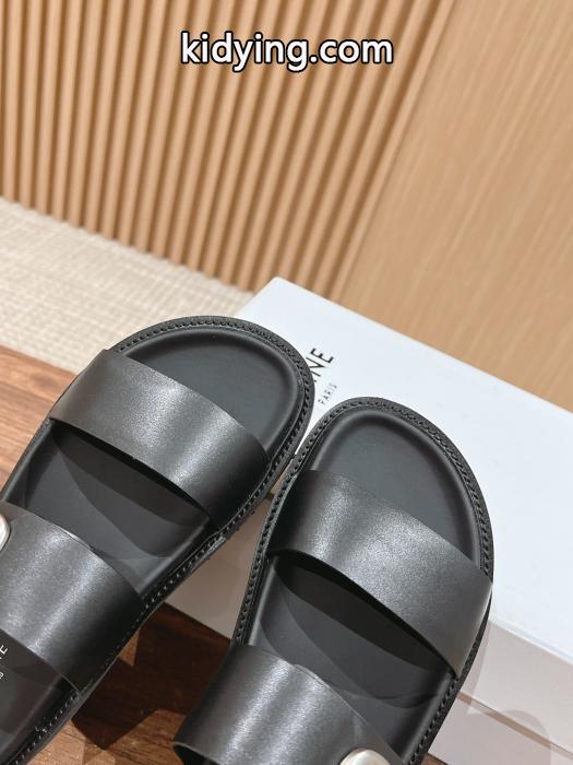 ブランド 品 スーパー コピーCELINEこれからの季節にピッタリ 長く愛用できる 2026SSの人気トレンドファッションサンダル.._0_5