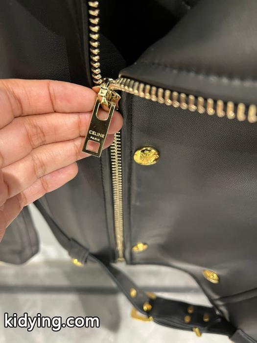 すごく稀少カラー 先行販売 大人の女性ウォレットCELINEジャケッ激安 通販 ブランド.._0_2
