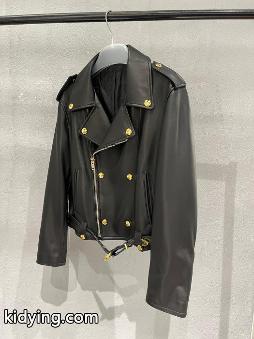 すごく稀少カラー 先行販売 大人の女性ウォレットCELINEジャケッ激安 通販 ブランド.._0_3
