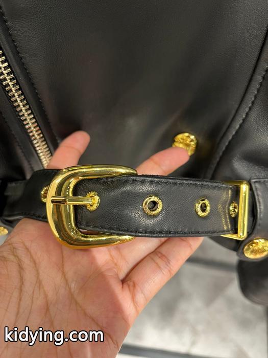 すごく稀少カラー 先行販売 大人の女性ウォレットCELINEジャケッ激安 通販 ブランド.._0_4