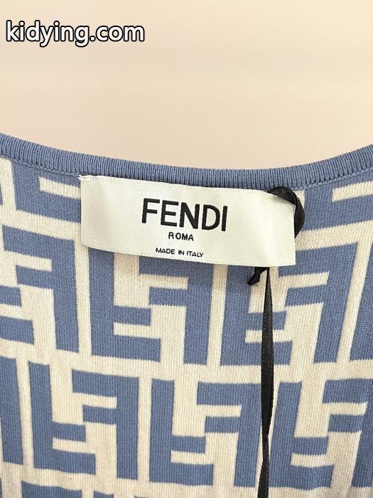 FENDIブランド スニーカー 激安人気アイドルオススメ 国内込 セレブも愛用ワンンピース._0_1