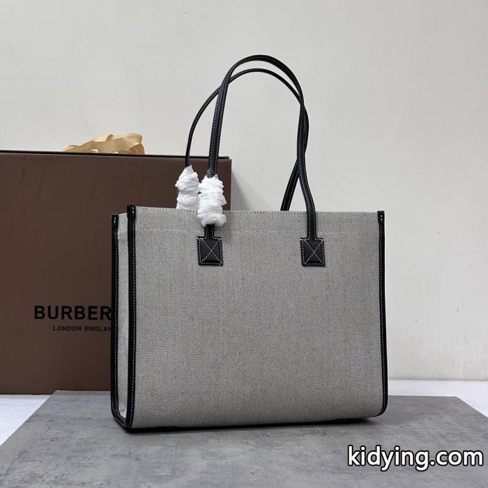 ファション性の高い 大人OK2026SS これで完璧バッグスーパー コピー 安心BURBERRY._0_4