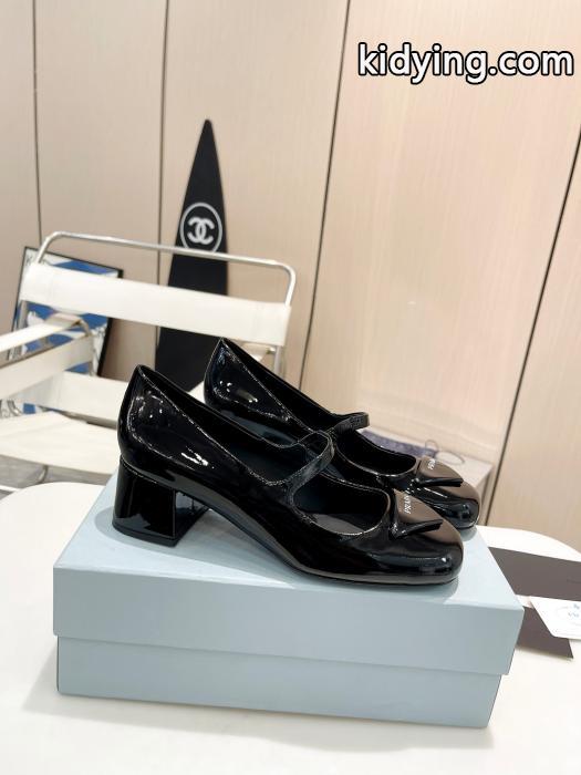 ブーツプラダコピー 品 ブランド春夏の爽やかなスタイル コスパ最強 人気定番豊富な.._0_1