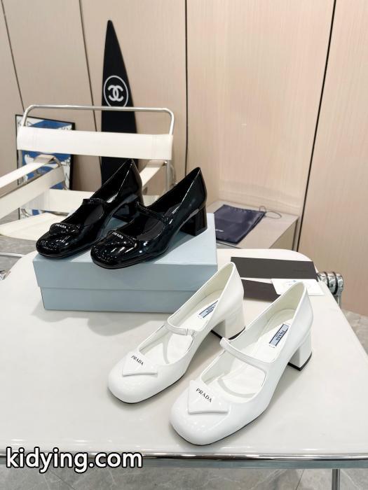 ブーツプラダコピー 品 ブランド春夏の爽やかなスタイル コスパ最強 人気定番豊富な.._0_5
