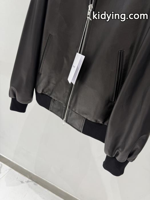 偽 ブランド 購入ジャケッセリーヌ新色続々登場 しっかりとした 大人っぽい印象が素敵.._0_3