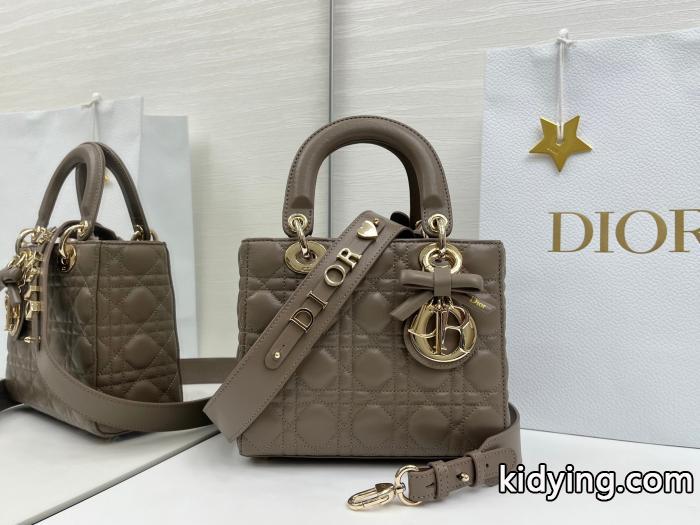 スーパー コピー どこで 買えるDIOR速達可新作速乾超軽量 魅力的なポイント 限定セール本物保証バッグ._0_0