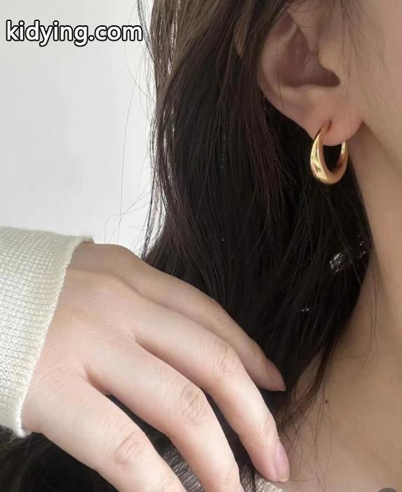 春季超人気アイテム 絶妙な新商品 数量限定&最新作コピー 品 ブランドセリーヌヘアアクセサリー._0_5