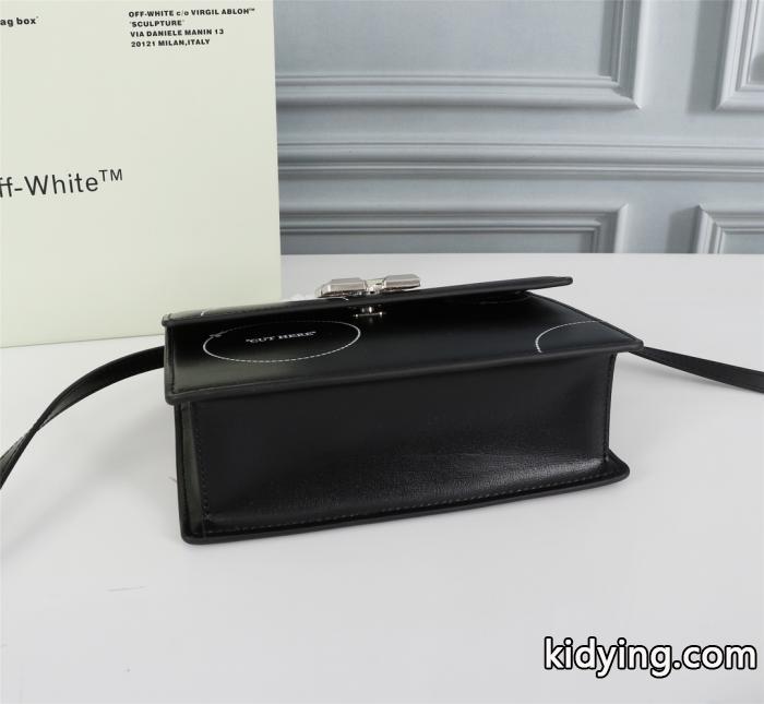 Off-Whiteスーパー コピー ブランド 専門店実用を兼ね備えた 新作限定 早い者勝ち お得大人気バッグ._0_3