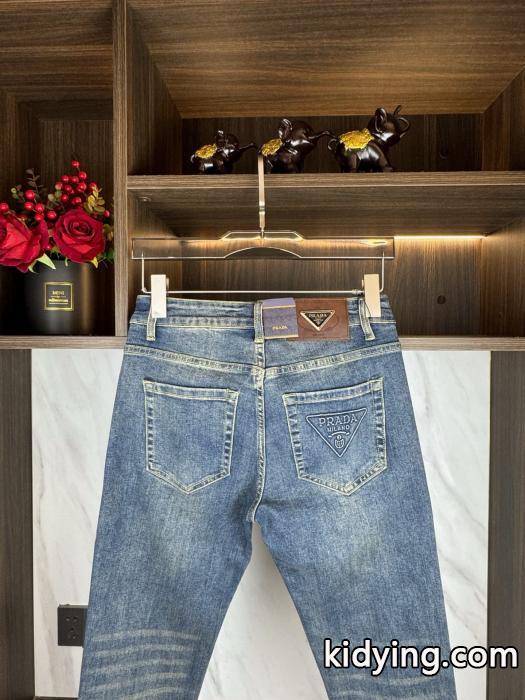 ブランド コピー 着払いパンツ最大の魅力 履き心地もいい 新作限定めっちゃ綺麗色PRADA.._0_3