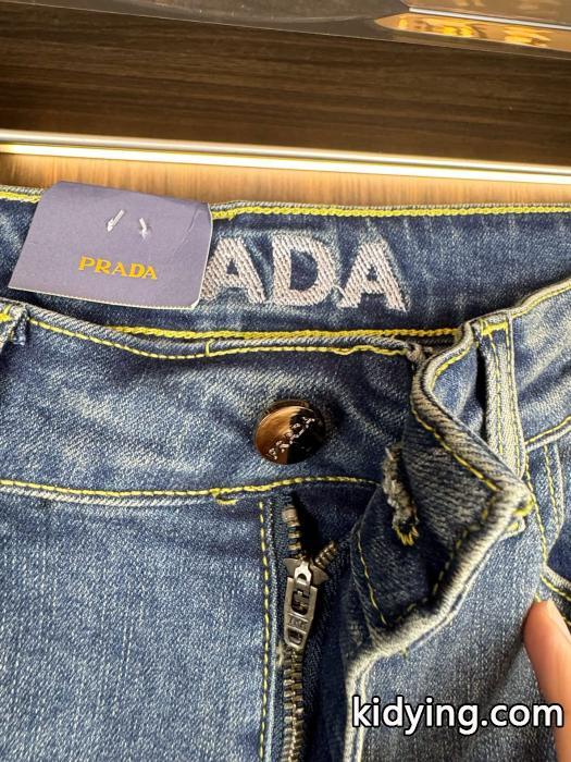ブランド コピー 着払いパンツ最大の魅力 履き心地もいい 新作限定めっちゃ綺麗色PRADA.._0_5