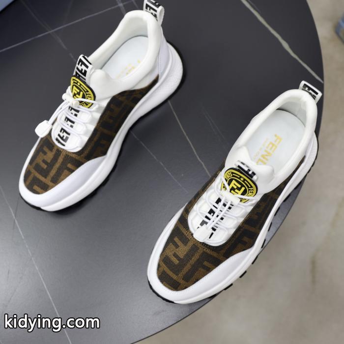 スニーカースーパー コピー 品有名人の愛用品 1つは持ちたい 存在感のある FENDI.._0_1