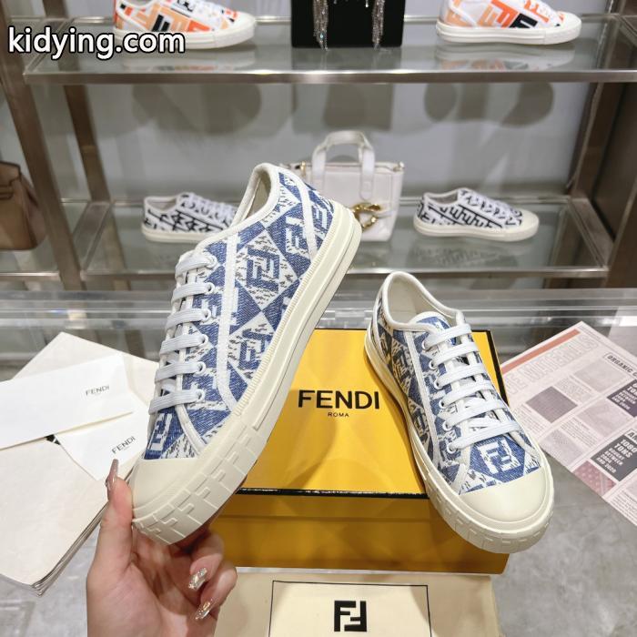おしゃれ感度UP！ 期限限定！ 涼しげに演出スニーカーブランド コピー 販売 店FENDI.._0_2