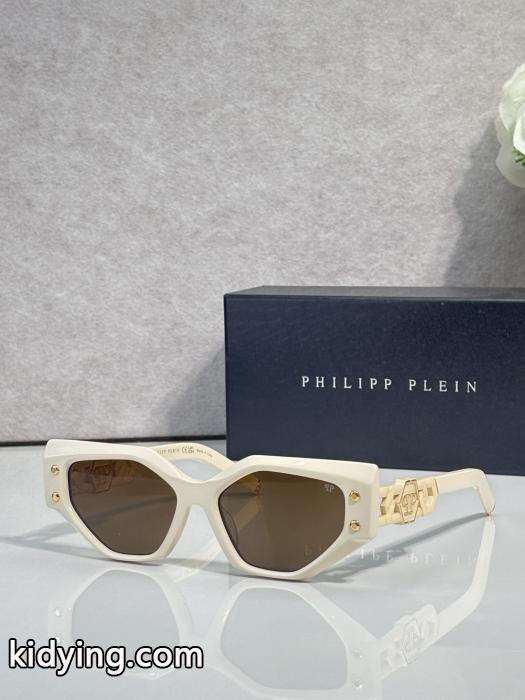 ブランド コピー 品絶妙な大人っぽさと遊び心 肌热い季節に欠かせない 着心地抜群PHILIPP PLEINサングラス.._0_4