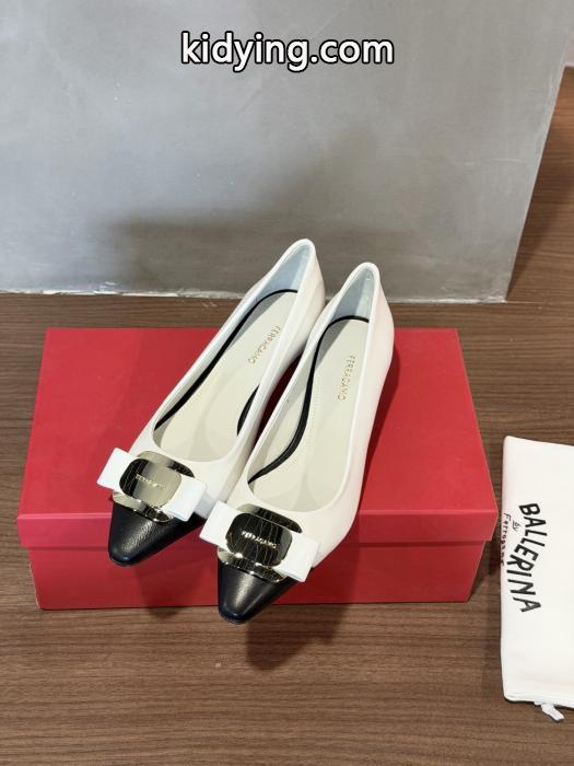 ブランド フェイクブーツ大人気商品再入荷! 注目度抜群 セール価格でお得FERRAGAMO.._0_1