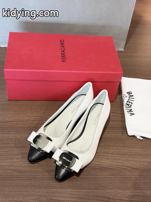 ブランド フェイクブーツ大人気商品再入荷! 注目度抜群 セール価格でお得FERRAGAMO.._0_4