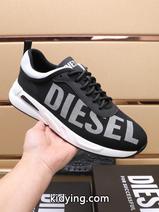 DIESEL甘い風 愛らしさ抜群！  しなやかなスニーカー偽 ブランド .._0_2