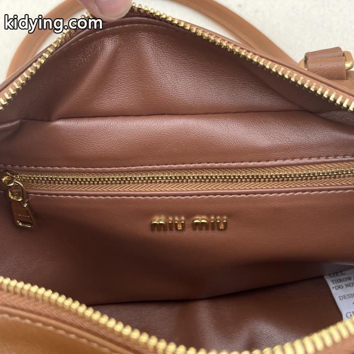 MiuMiuバッグスーパー コピー ブランド 専門お買い得人気セール なぜか大人気！ 高品質 雑誌掲載アイテム .._0_5