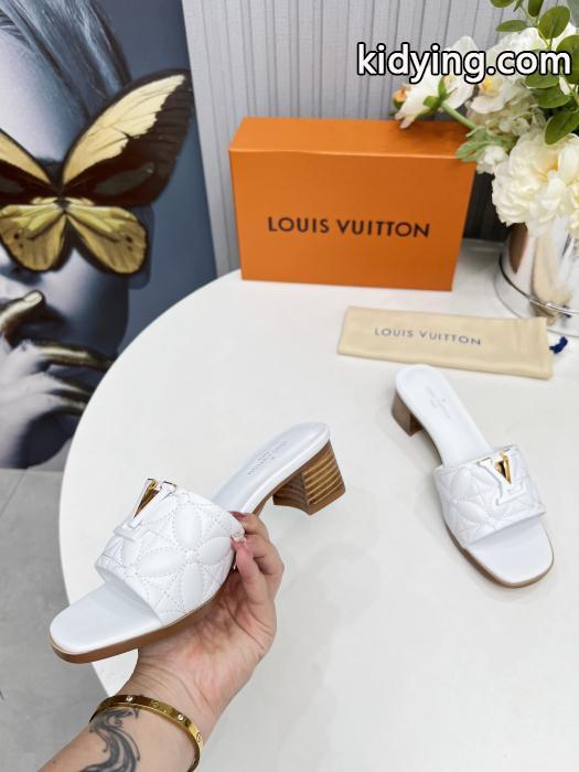 スーパー コピー 安心&nbsp;&nbsp;&nbsp;&nbsp;サンダルLOUIS VUITTON新作限定セール どんなシーンにも 上質なデザイン._0_4