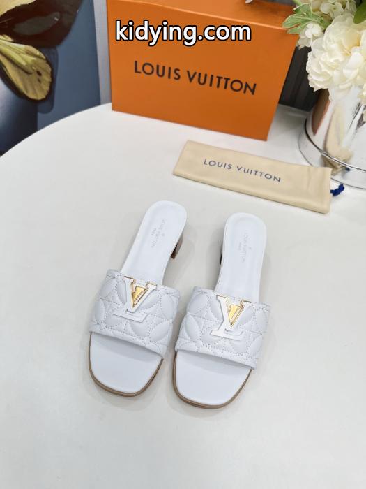 スーパー コピー 安心&nbsp;&nbsp;&nbsp;&nbsp;サンダルLOUIS VUITTON新作限定セール どんなシーンにも 上質なデザイン._0_5