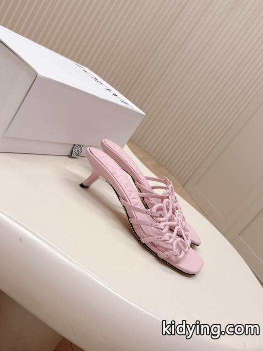 ロエベ&nbsp;&nbsp;&nbsp;&nbsp;サンダル活躍アイテム 飽きのこないデザイン 品質保証お買い得コピー ブランド 販売._0_2
