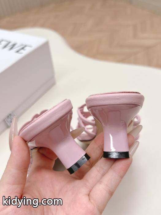ロエベ&nbsp;&nbsp;&nbsp;&nbsp;サンダル活躍アイテム 飽きのこないデザイン 品質保証お買い得コピー ブランド 販売._0_5