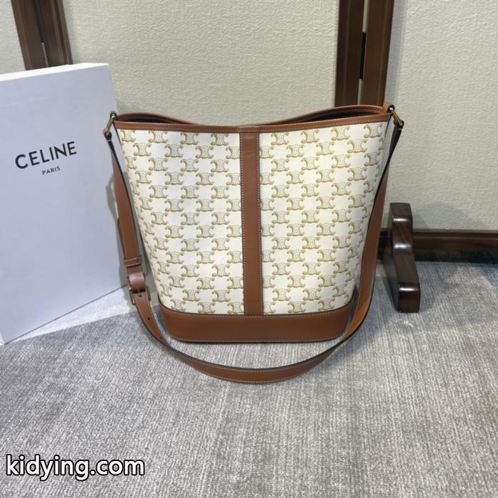 偽物 通販セリーヌバッグ【激安】高級品通販 とってもお洒落 肌触りの気持ちい〜 ._0_0