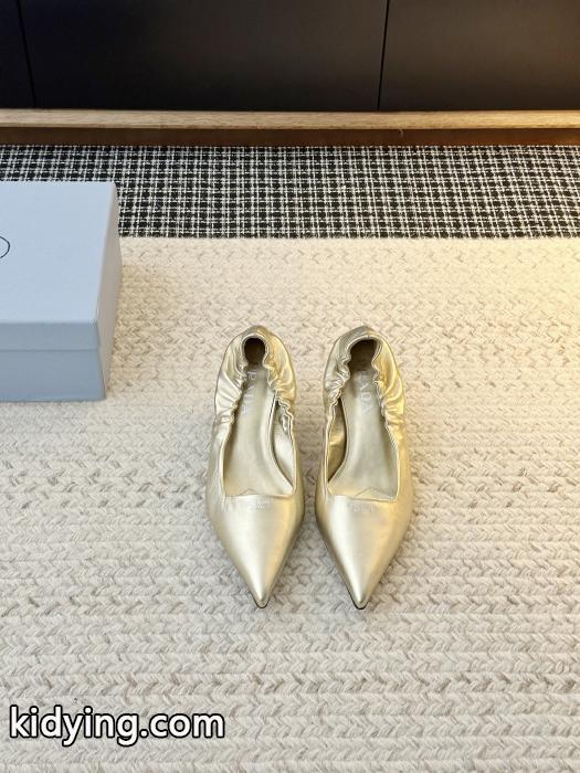 PRADA先行販売!! 激レア　一目惚れ 注目度No.1コラボスーパー コピー 安心&nbsp;&nbsp;&nbsp;&nbsp;パンプス._0_0