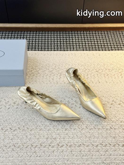 PRADA先行販売!! 激レア　一目惚れ 注目度No.1コラボスーパー コピー 安心&nbsp;&nbsp;&nbsp;&nbsp;パンプス._0_3