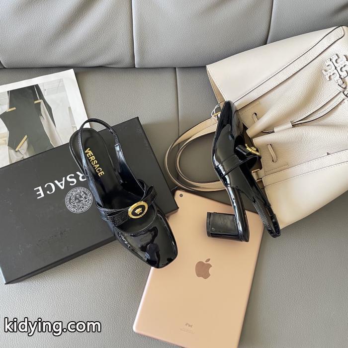 ヴェルサーチ今年らしく魅力的アップ 最安値新作 お目立ち度の高い新品&nbsp;&nbsp;&nbsp;&nbsp;通販 ブランド.._0_4