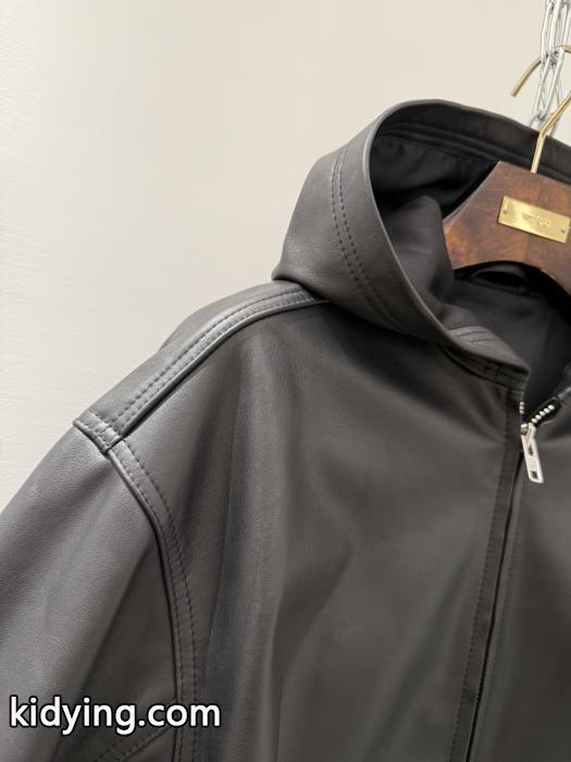 Balenciaga品質保証低価 通勤にもOK 今年らしいブランド スーパー コピー 優良ジャケット._0_3