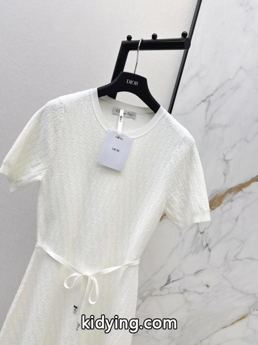 DIORワンンピース雑誌掲載のアイテム 新作限定大人でお上品 爆発的人気オシャレ度がアップ偽物 ブランド 販売._0_2