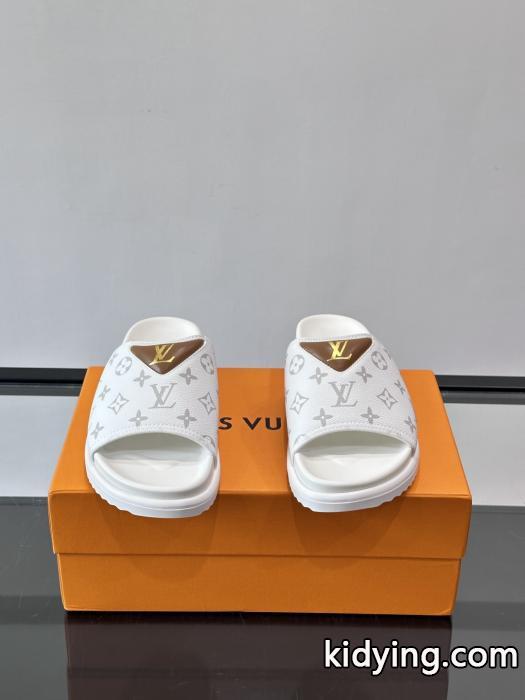 &nbsp;&nbsp;&nbsp;&nbsp;サンダルスーパー コピー 通販 優良VIPセール激安 大人のカジュアルスタイル 高級感あるLOUIS VUITTON._0_1