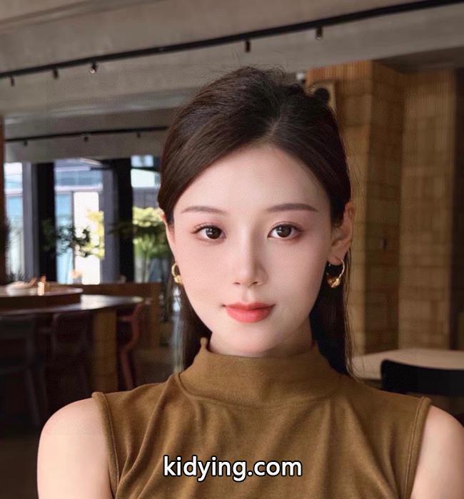 セリーヌブランド 偽物おすすめ正規品 格好良い 最先端ファションヘアアクセサリー._0_1
