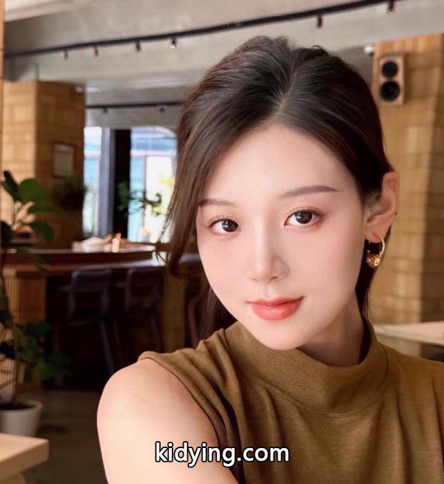 セリーヌブランド 偽物おすすめ正規品 格好良い 最先端ファションヘアアクセサリー._0_2