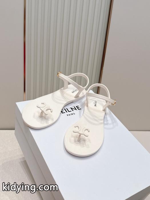 ブランド 偽物 通販CELINE&nbsp;&nbsp;&nbsp;&nbsp;サンダルカラー豊富 落ち着いた感覚 大注目！ ._0_0