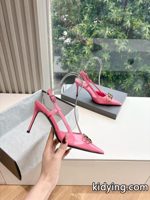 &nbsp;&nbsp;&nbsp;&nbsp;サンダルBalenciagaコピー ブランド 販売プレミアム品質 年齢を選ばない オーバーサイズ._0_2